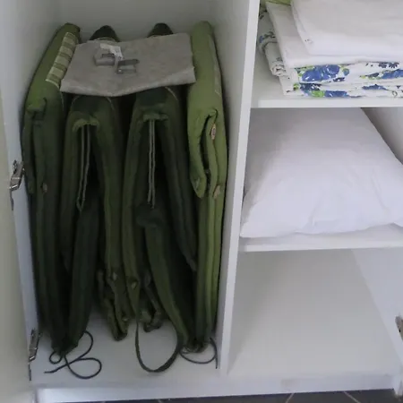 Appartement 4 *