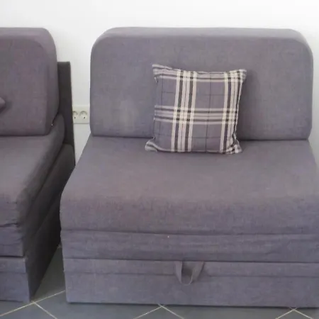 Appartement 4 *